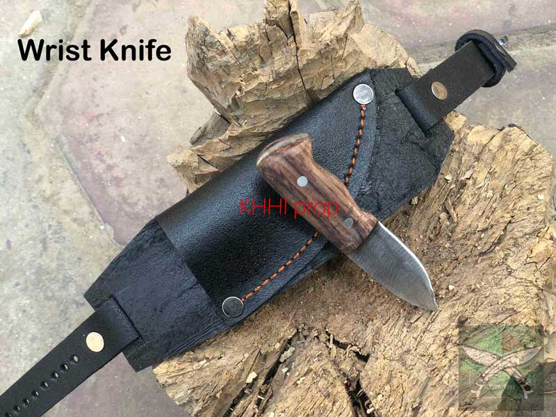 Wrist knife